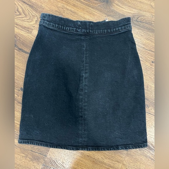 Agolde Revolve Pamela Black Mini Skirt Dual Silver Zipper Front Dark Denim Sz 26 - Picture 3 of 3